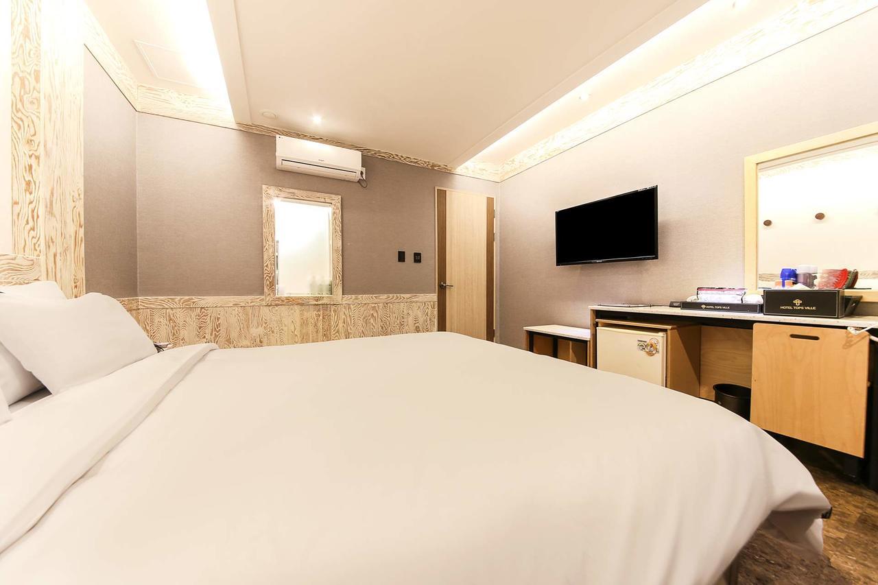 Hotel Topsville Kangrung Kültér fotó